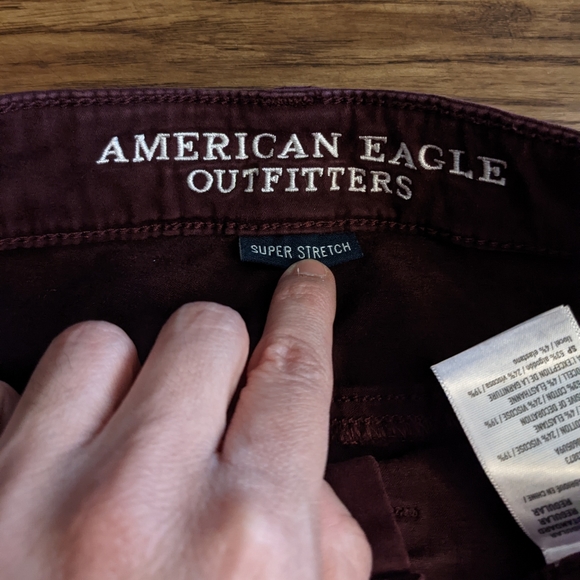 American Eagle Outfitters Burgundy Jegging Jeans - Picture 6 of 9
